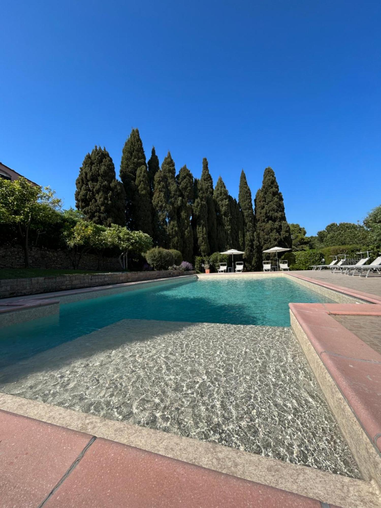 B&B Villa Il Poggetto Venturina Terme Luaran gambar